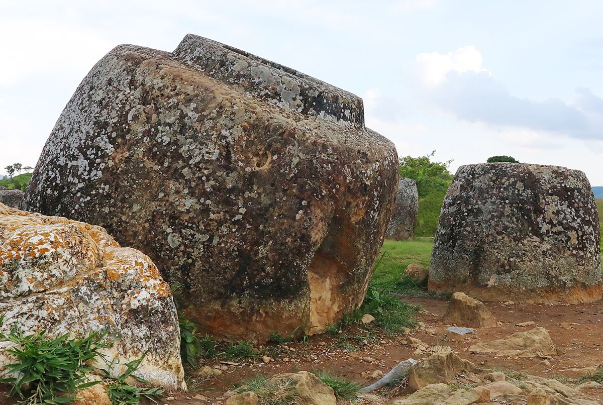 Embrace the vibrant energy of Xieng Khouang’s cultural heritage